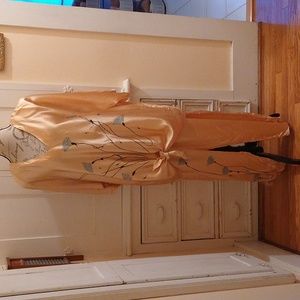 McKarron vintage peach printed satin top and pant set SZ 24.5. **